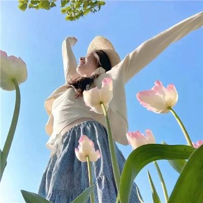 环球广告社：推销你的人生！